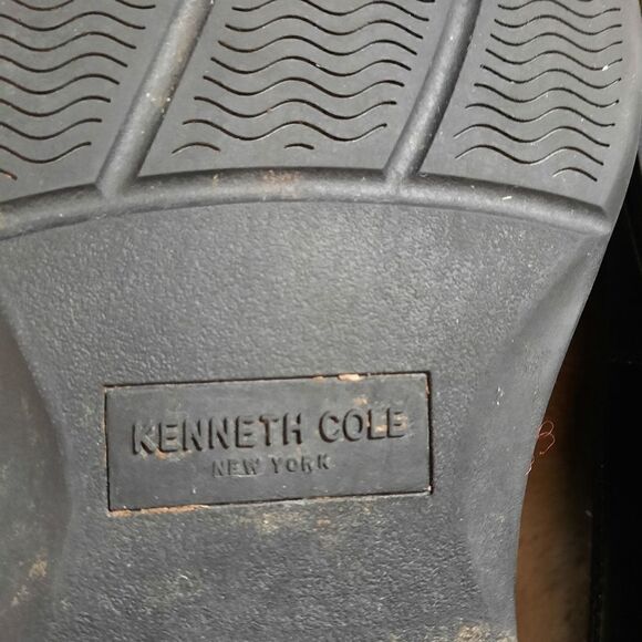 Kenneth Cole Black Leather Slip- Ons - Picture 9 of 12